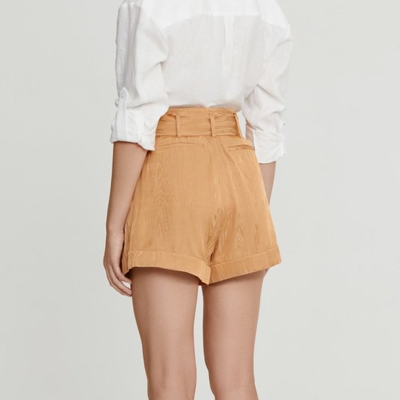 Significant Other Samantha Sands Short - Picture 2 of 2